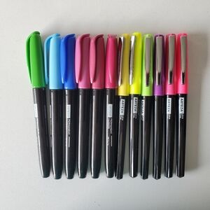 Lot of 12 Arteza Permanent Markers NWOB
